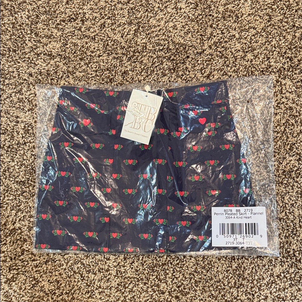 TBBC Perrin Pleated Skirt - Hearts - 3T - NWT